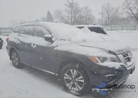 2017 Nissan Pathfinder S из США, поврежденный, VIN 5N1DR2MM9HC641007